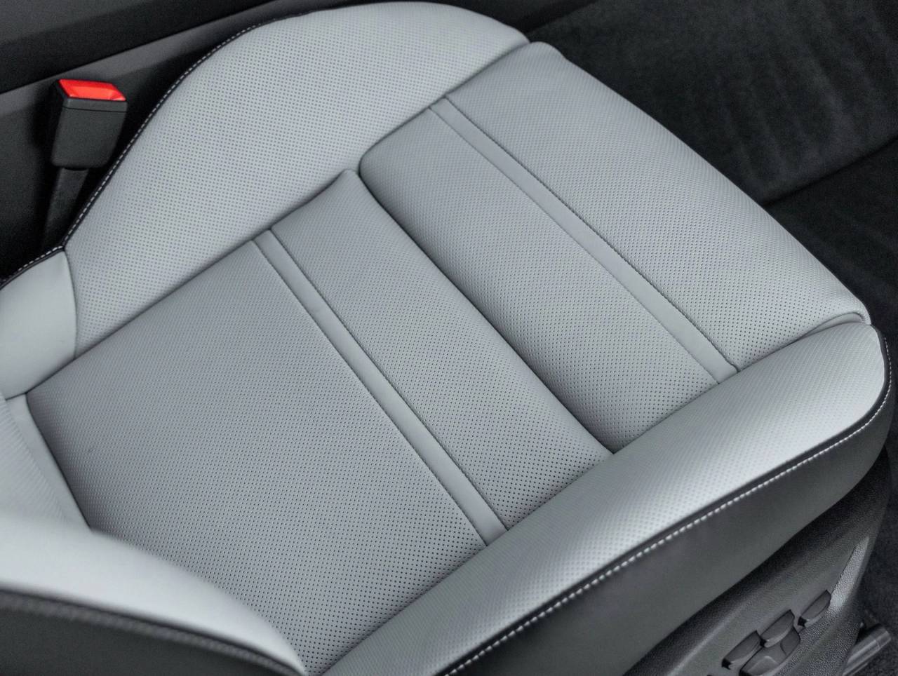 2026 Porsche Cayenne Coupe