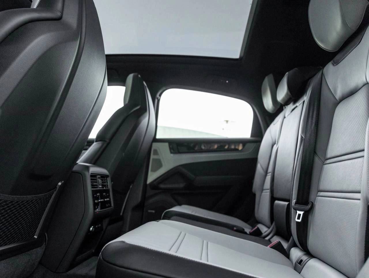 2026 Porsche Cayenne Coupe