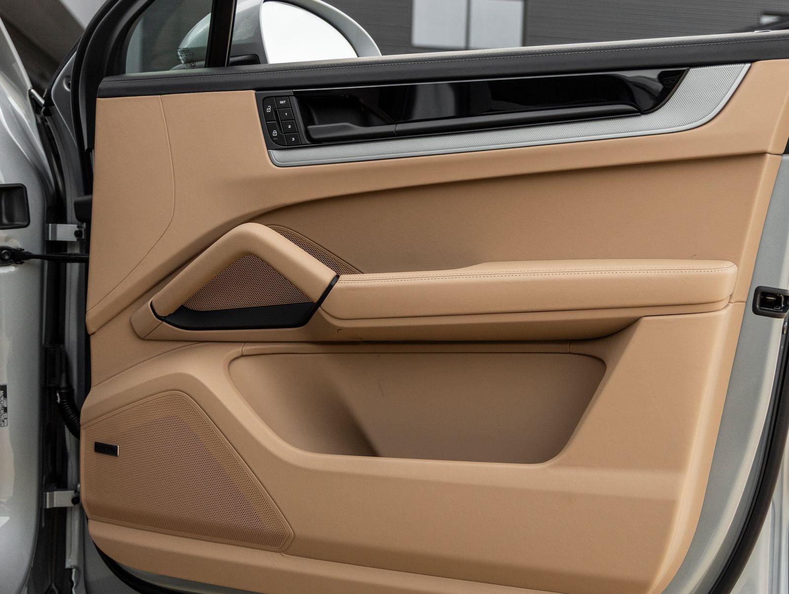 2026 Porsche Cayenne Coupe