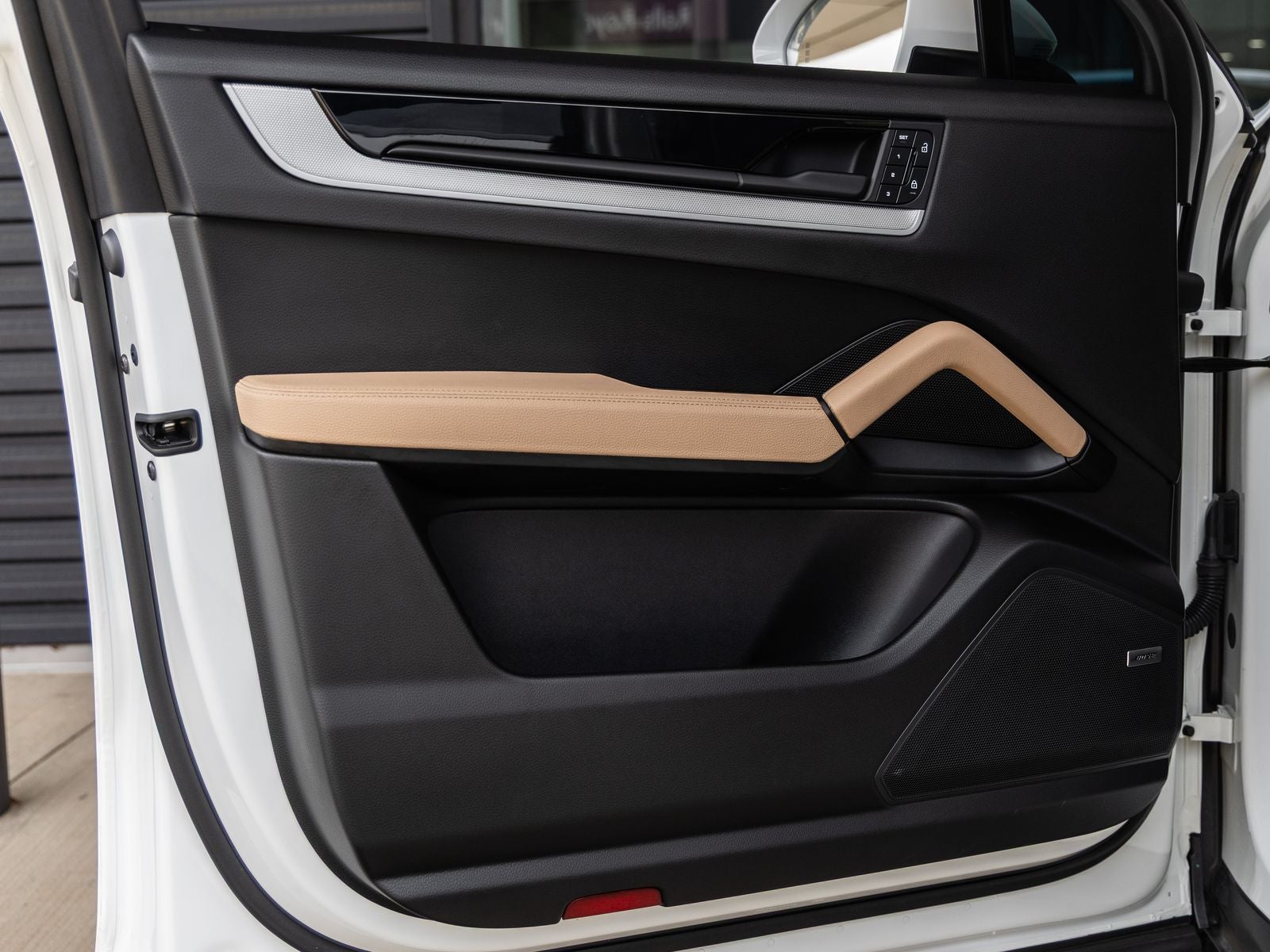 2025 Porsche Cayenne Coupe Coupe AWD