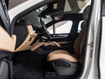 2025 Porsche Cayenne Coupe Coupe AWD