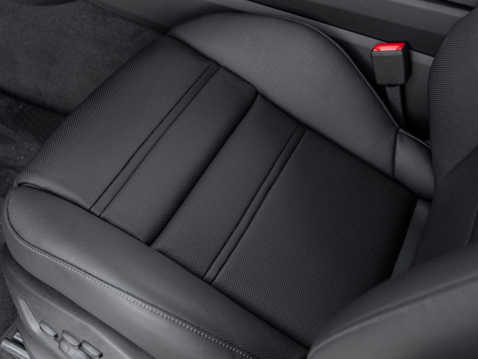 2026 Porsche Cayenne Coupe Cayenne Coupe