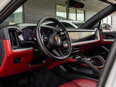 2024 Porsche Cayenne Coupe