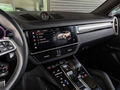 2023 Porsche Cayenne S Coupe Platinum Edition