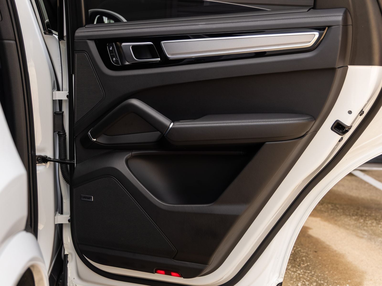 2023 Porsche Cayenne S Coupe Platinum Edition