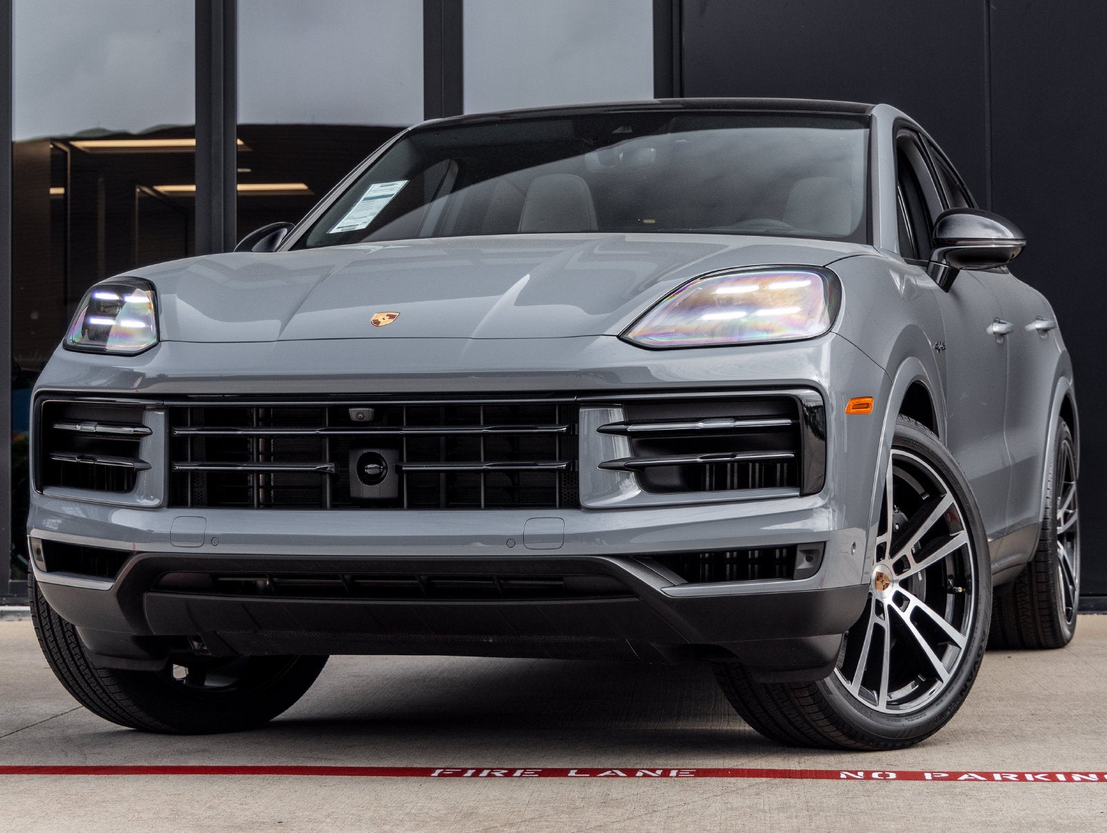2025 Porsche Cayenne E-Hybrid Coupe Base