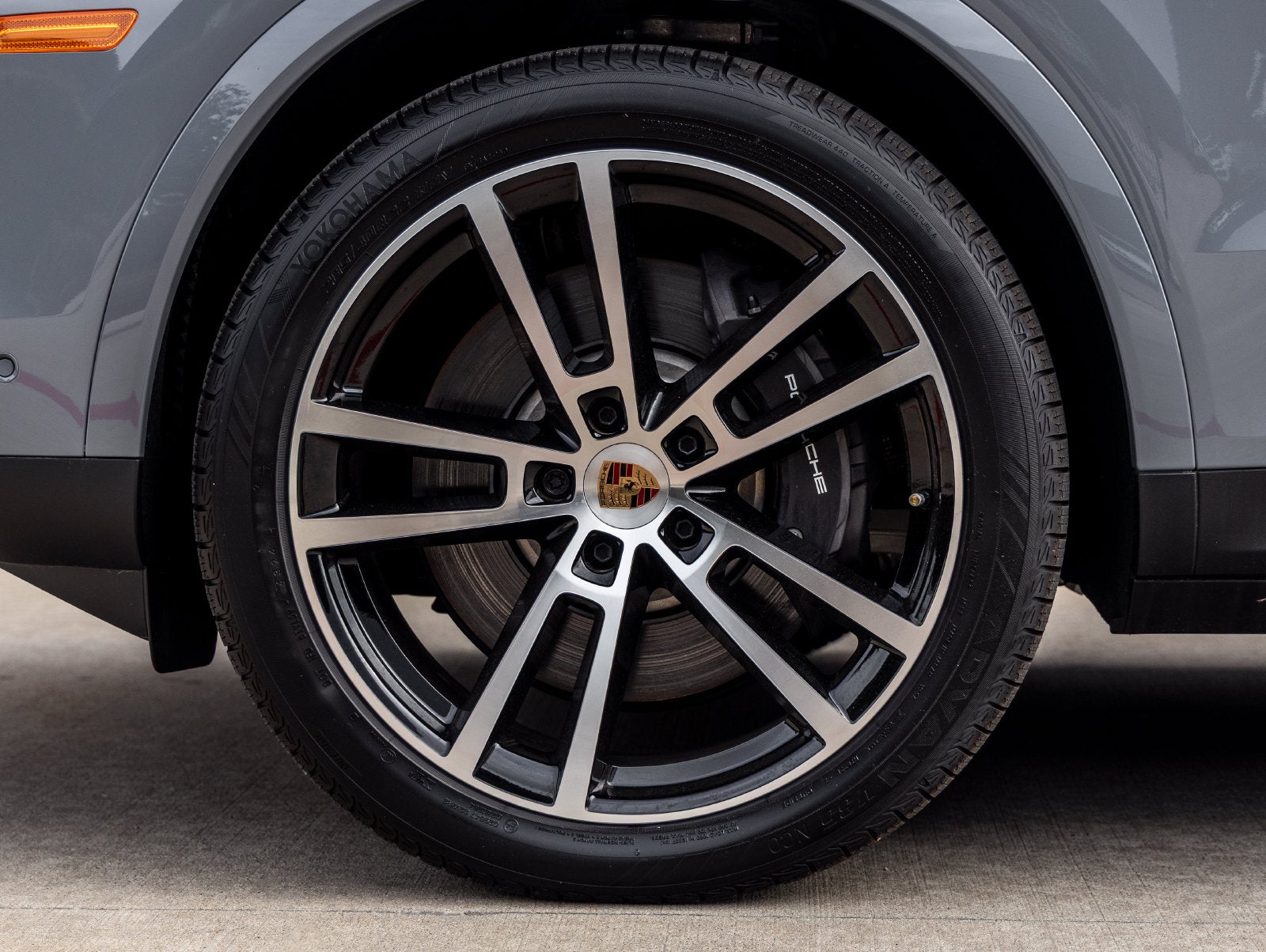 2025 Porsche Cayenne E-Hybrid Coupe Base