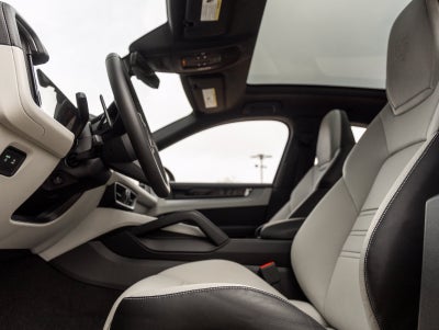 2025 Porsche Cayenne E-Hybrid Coupe Base