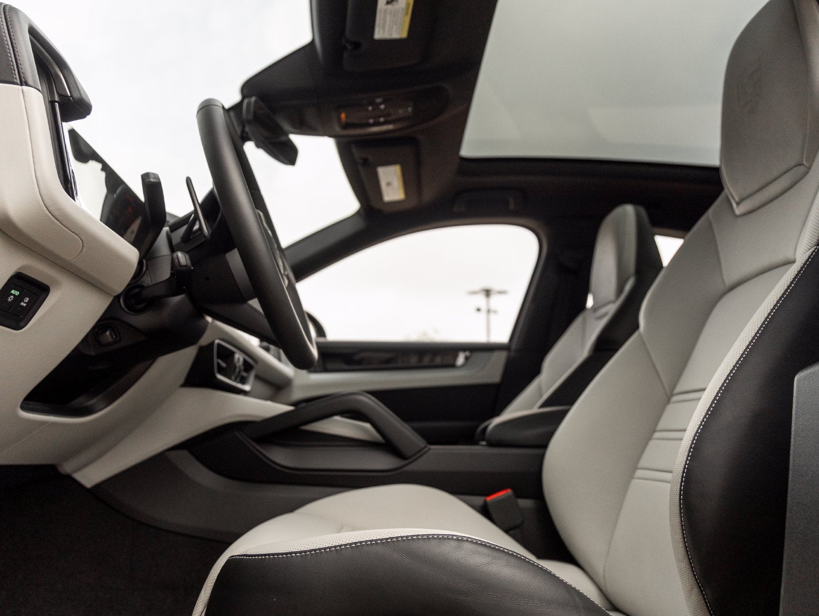 2025 Porsche Cayenne E-Hybrid Coupe Base