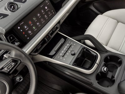 2025 Porsche Cayenne E-Hybrid Coupe Base