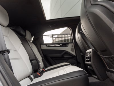 2025 Porsche Cayenne E-Hybrid Coupe Base