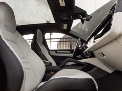 2025 Porsche Cayenne E-Hybrid Coupe Base