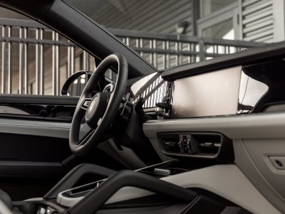 2025 Porsche Cayenne E-Hybrid Coupe Base