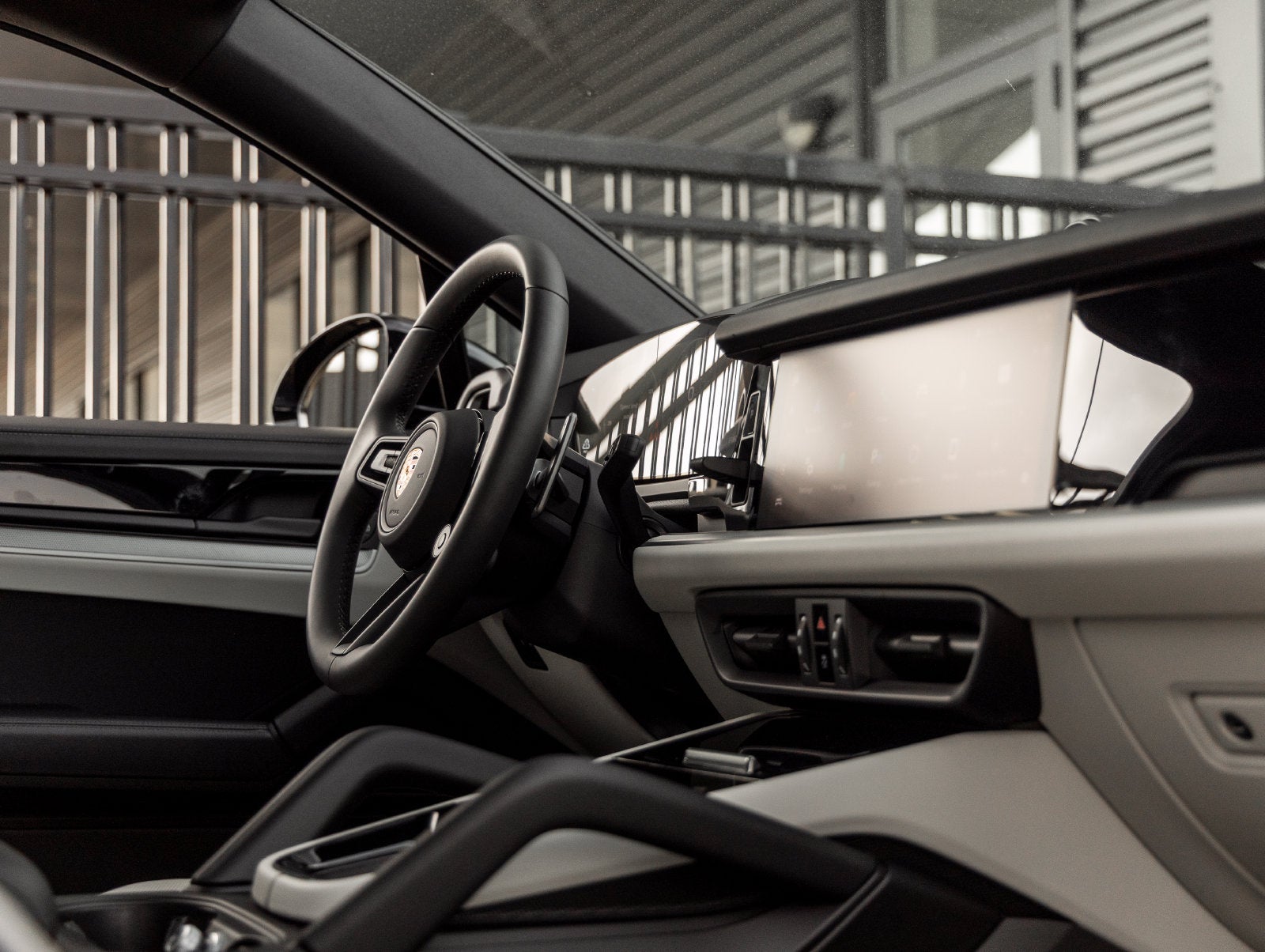 2025 Porsche Cayenne E-Hybrid Coupe Base