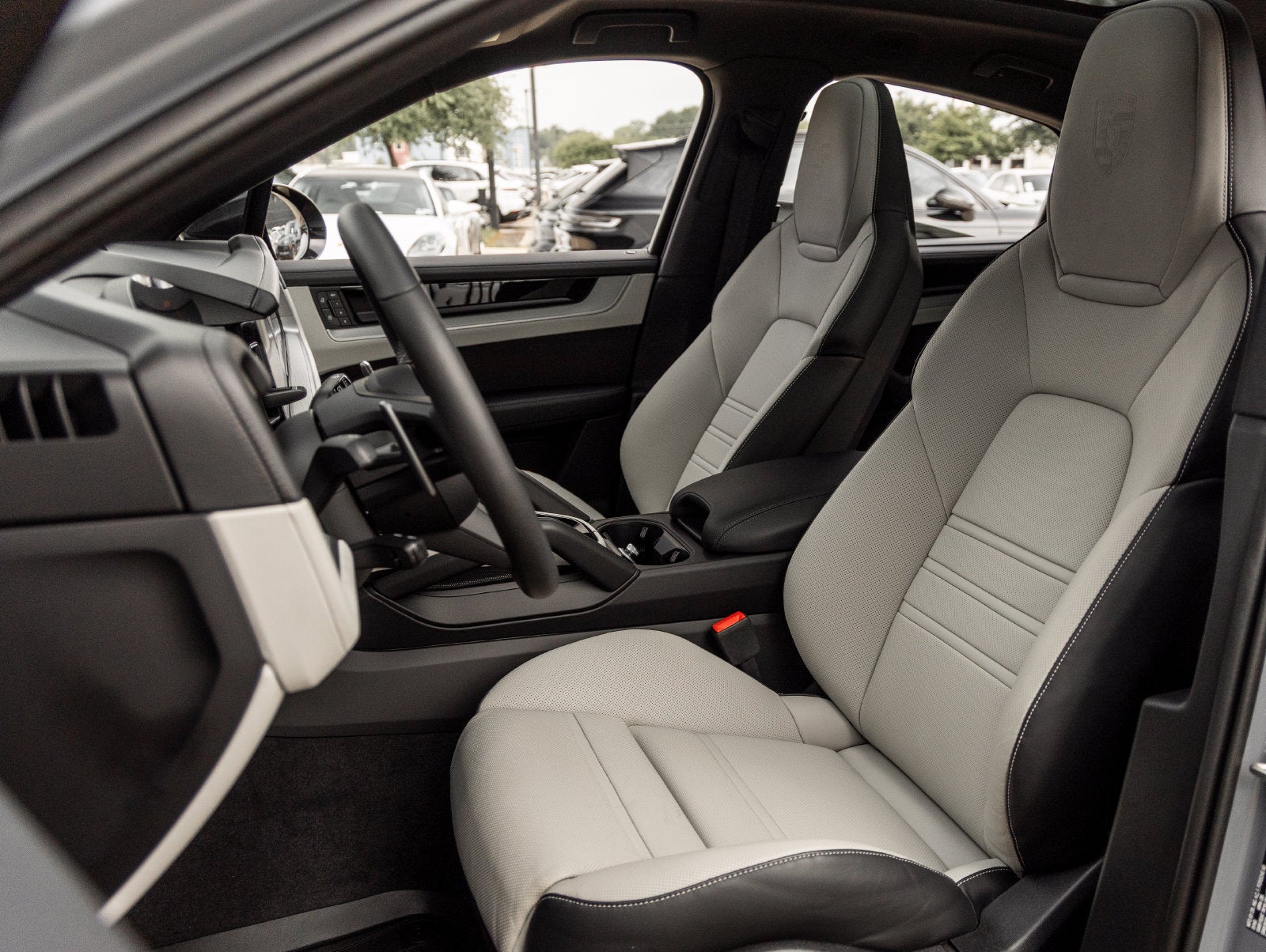 2025 Porsche Cayenne E-Hybrid Coupe Base