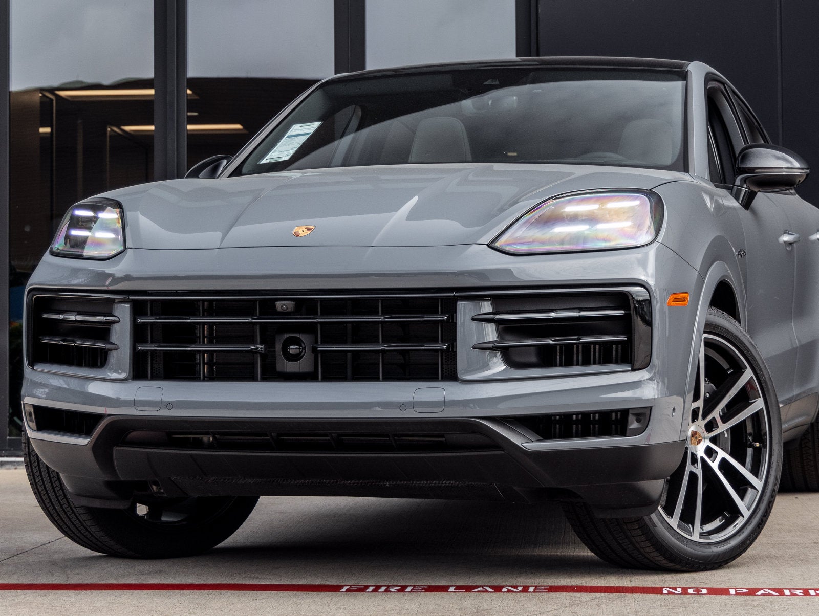 2025 Porsche Cayenne E-Hybrid Coupe Base