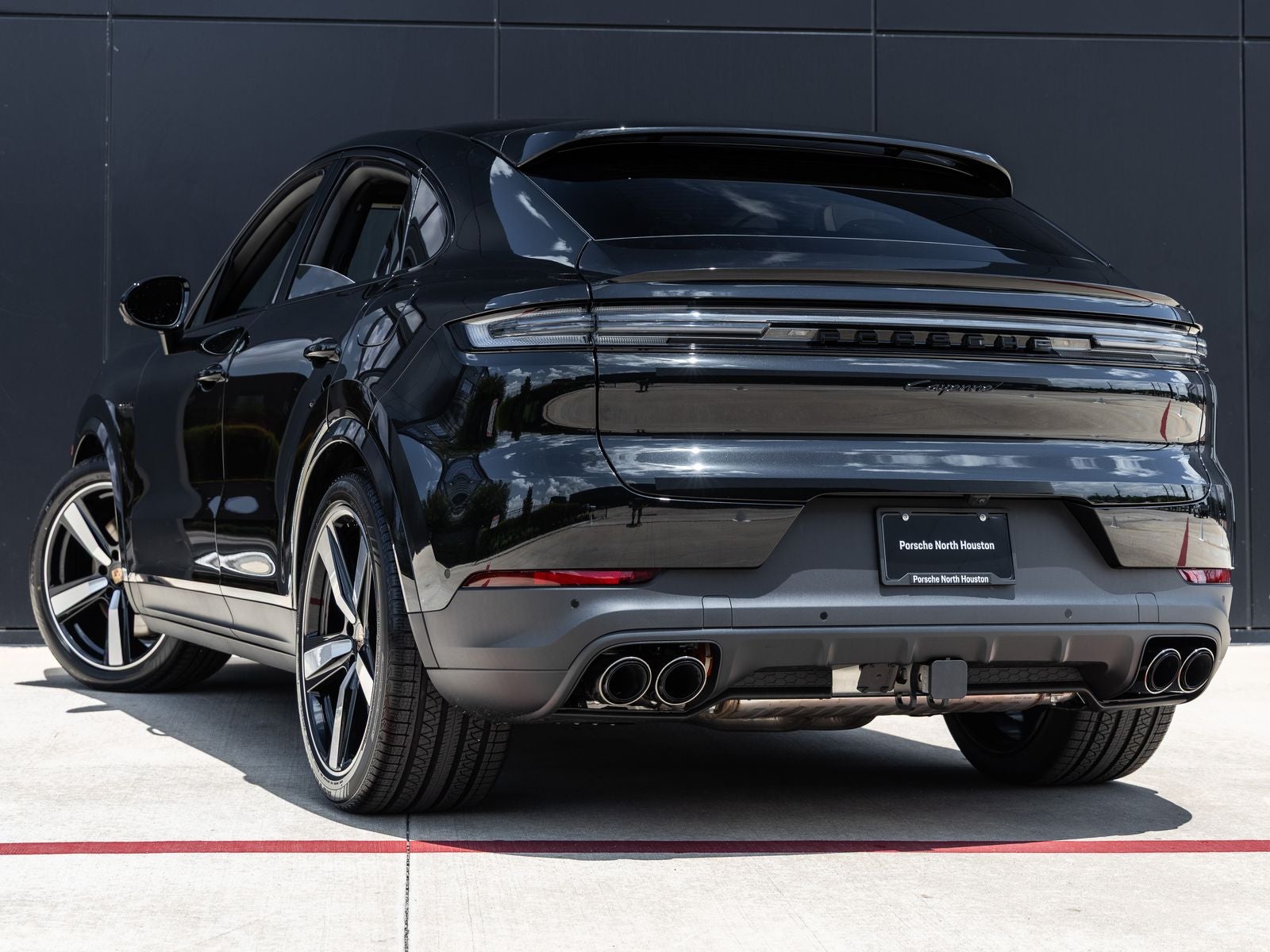 2025 Porsche Cayenne E-Hybrid Coupe