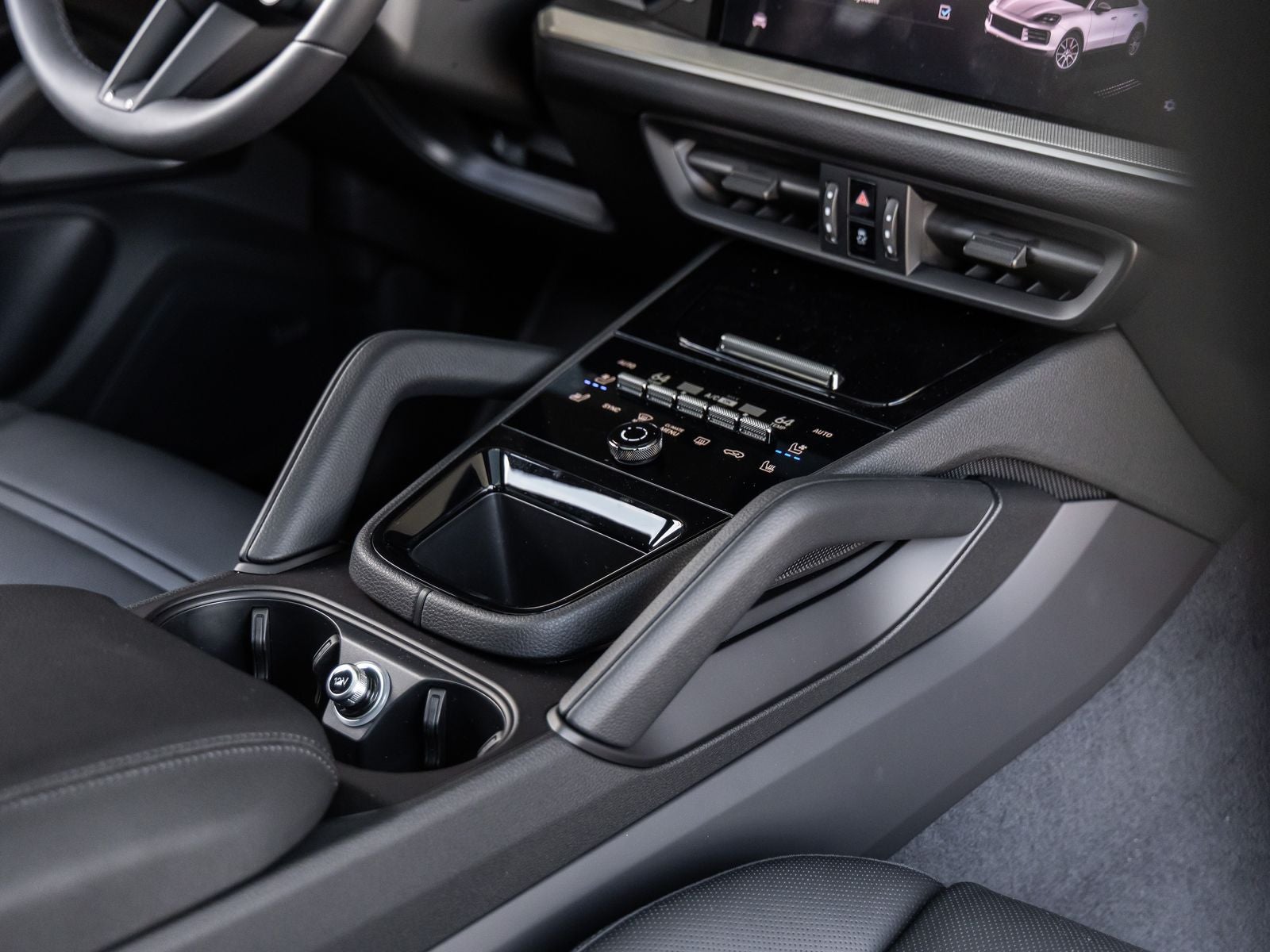 2025 Porsche Cayenne E-Hybrid Coupe