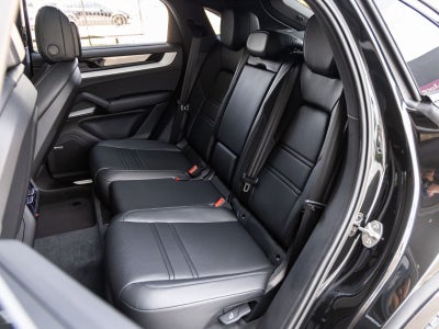 2025 Porsche Cayenne E-Hybrid Coupe