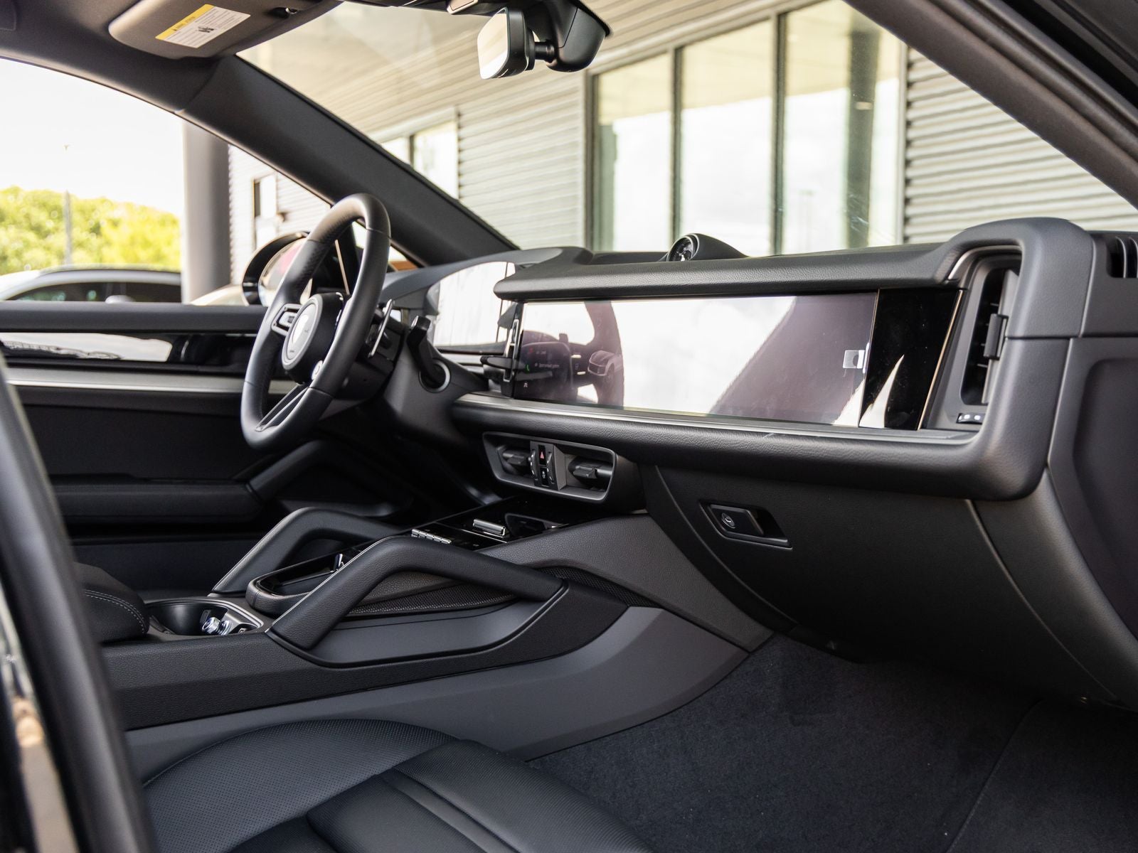 2025 Porsche Cayenne E-Hybrid Coupe