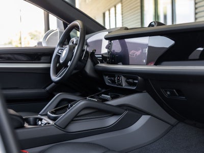 2025 Porsche Cayenne Cayenne E-Hybrid Coupe