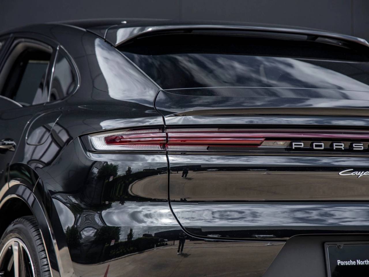 2025 Porsche Cayenne Cayenne E-Hybrid Coupe