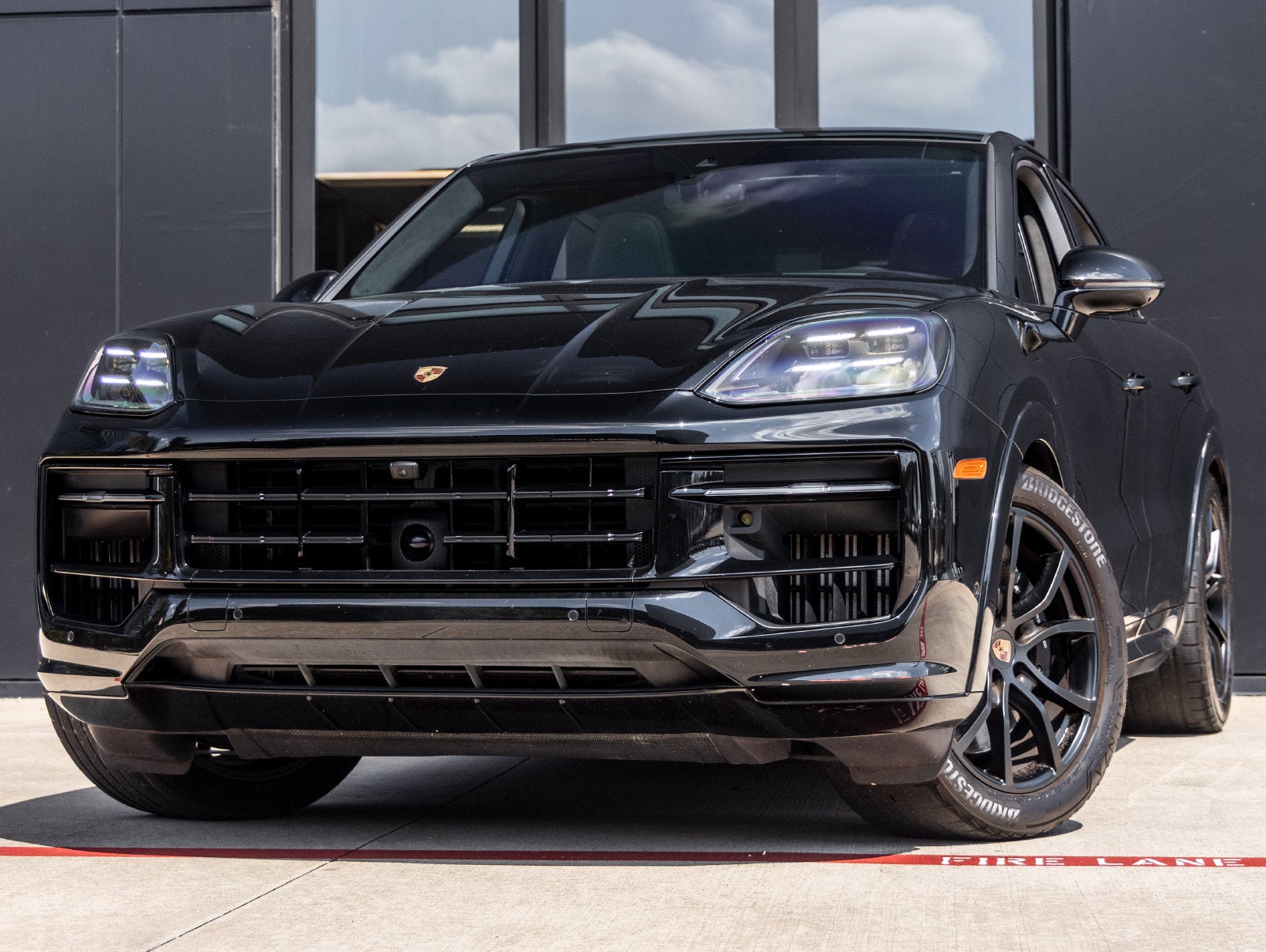 2025 Porsche Cayenne Cayenne GTS Coupe