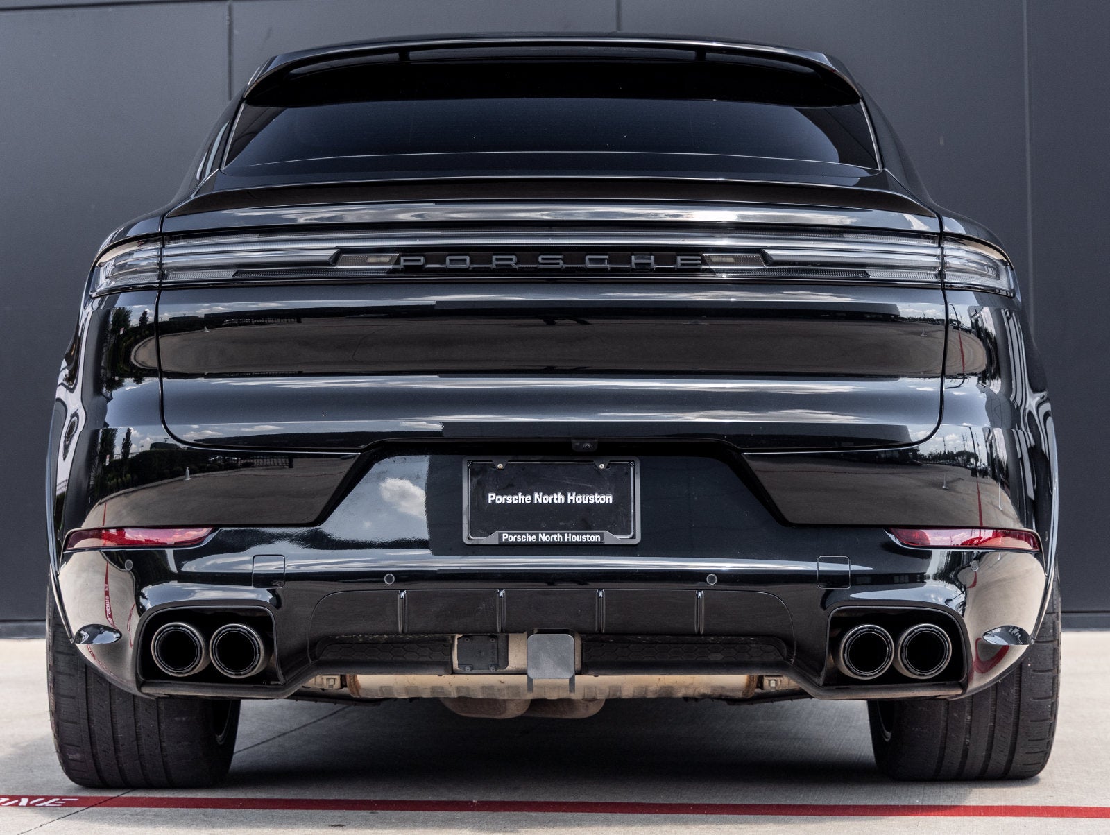2025 Porsche Cayenne Cayenne GTS Coupe