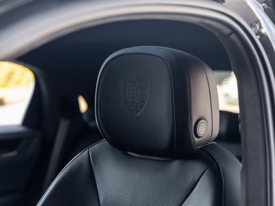 2025 Porsche Cayenne Coupe GTS