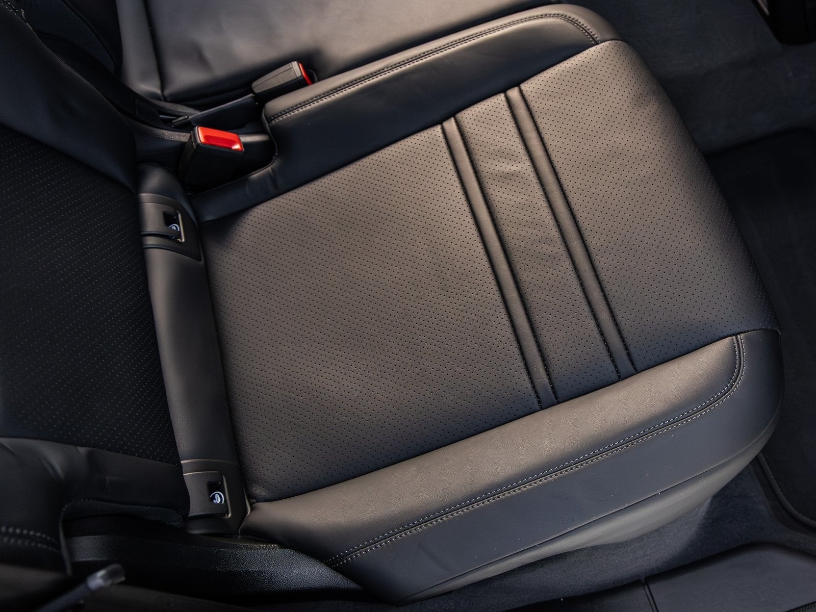 2025 Porsche Cayenne Coupe GTS