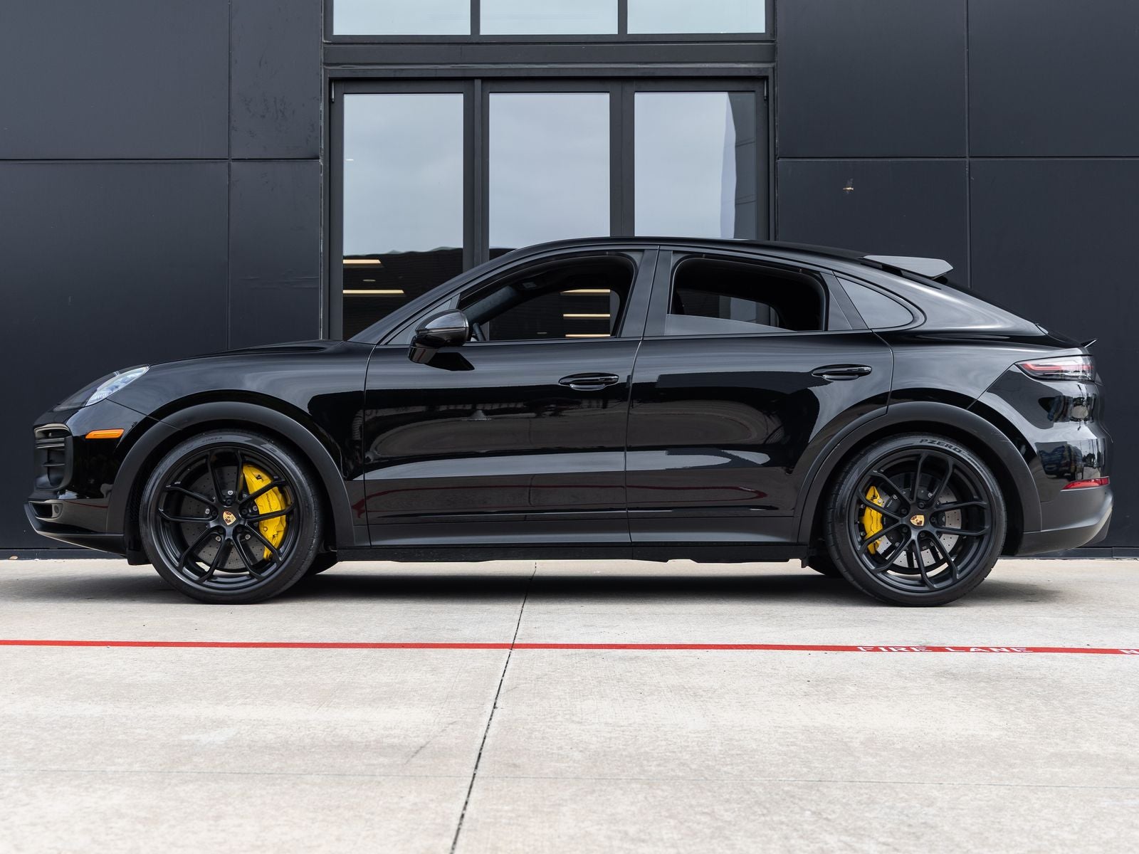 2023 Porsche Cayenne Turbo GT