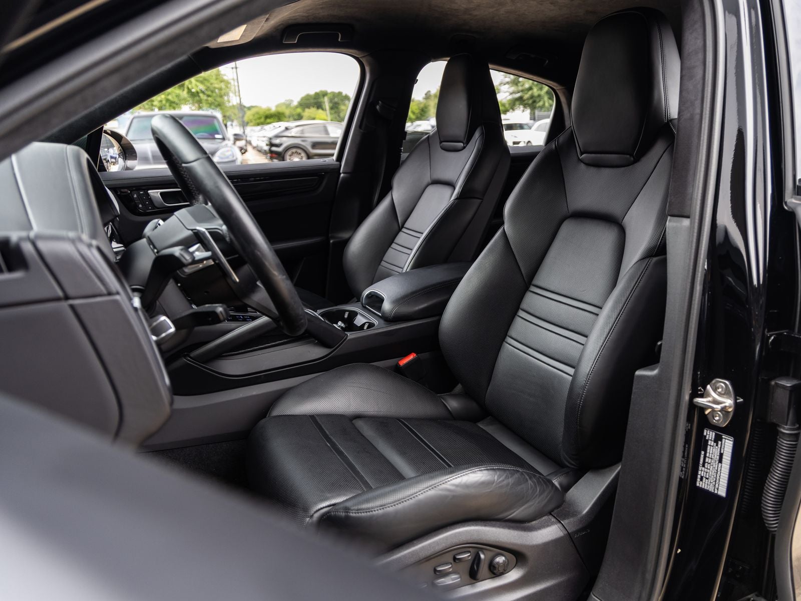 2023 Porsche Cayenne Turbo GT