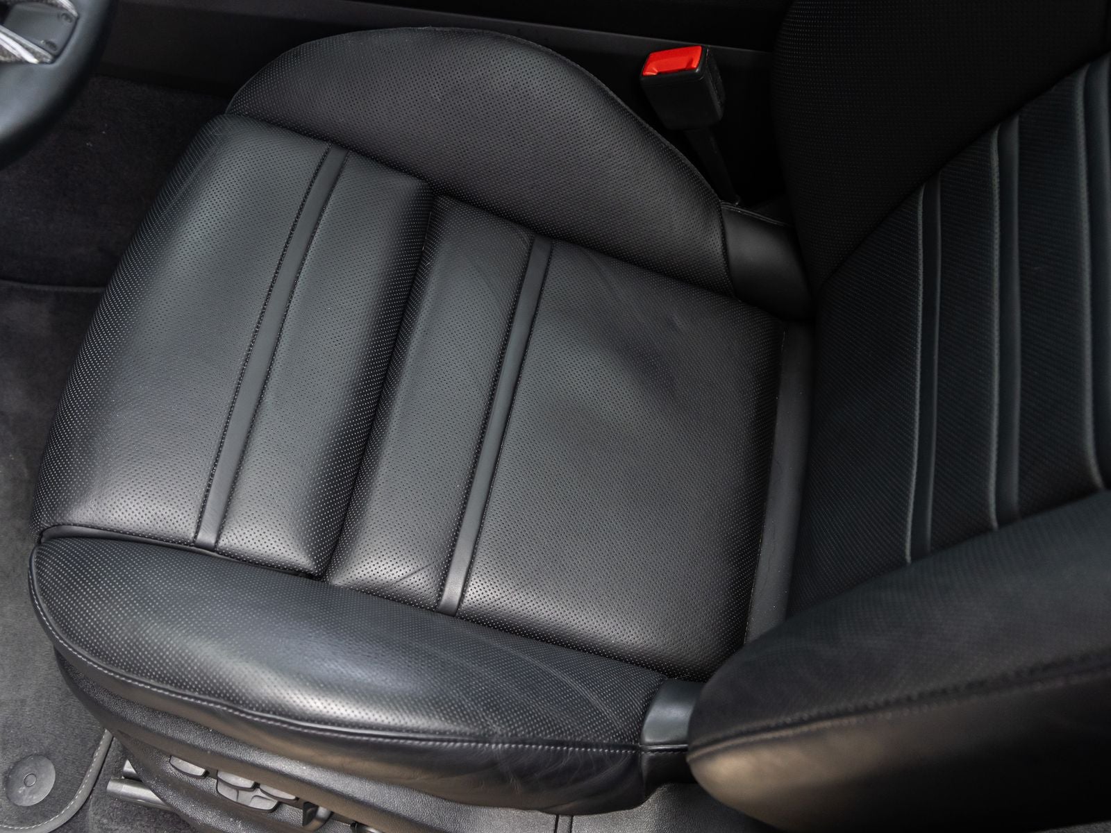 2024 Porsche Cayenne S Coupe