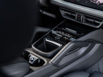 2025 Porsche Cayenne S Coupe