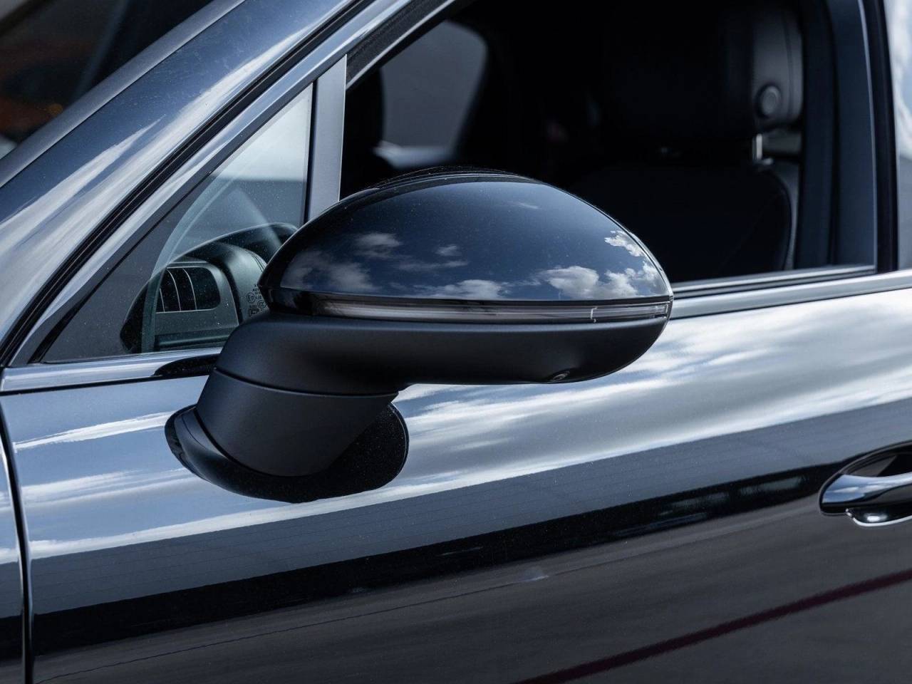 2025 Porsche Cayenne S Coupe