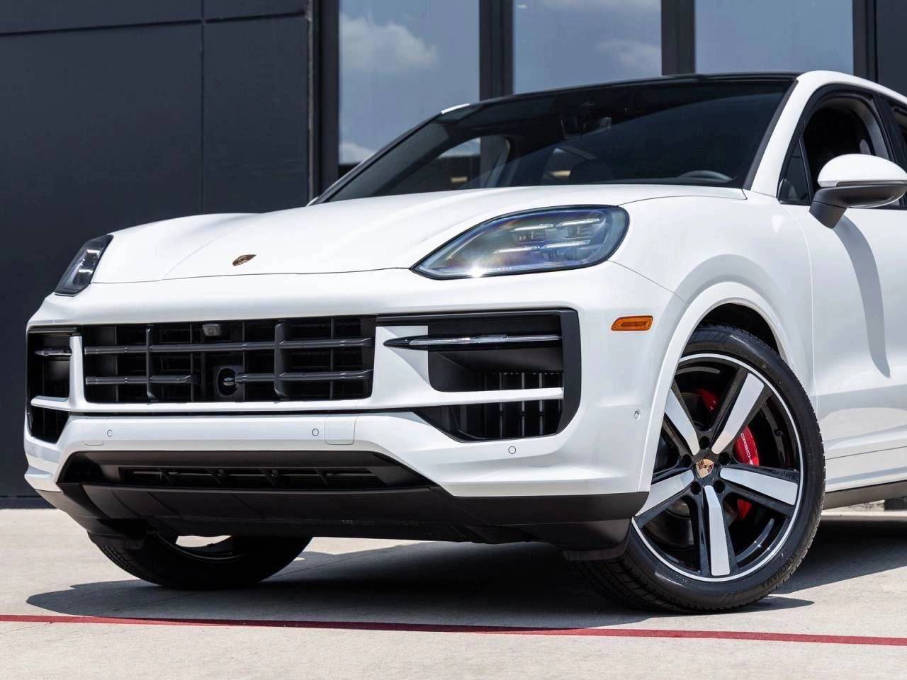 2025 Porsche Cayenne S Coupe
