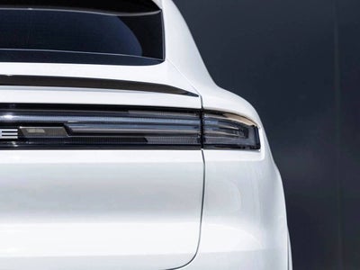 2025 Porsche Cayenne S Coupe