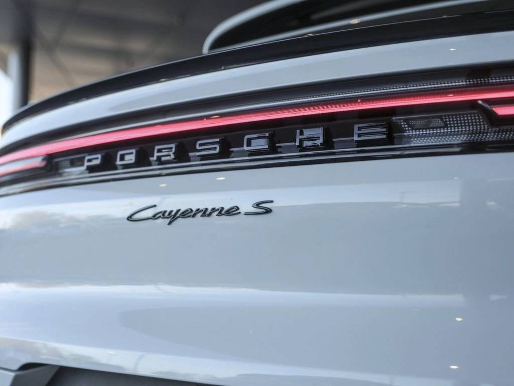 2025 Porsche Cayenne Cayenne S Coupe