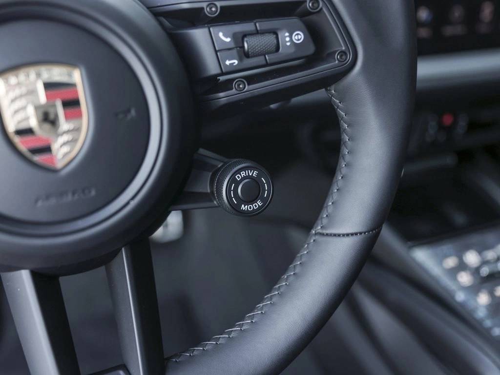 2025 Porsche Cayenne Cayenne S Coupe