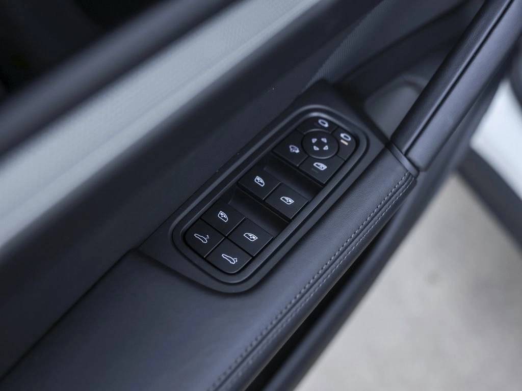 2025 Porsche Cayenne Cayenne S Coupe