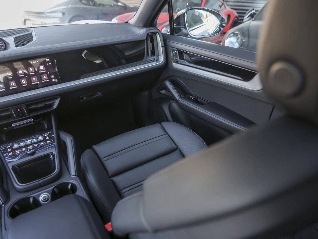 2025 Porsche Cayenne Cayenne S Coupe