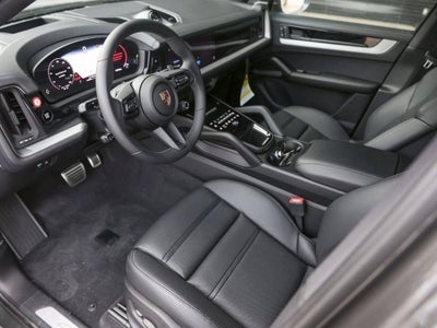 2025 Porsche Cayenne Cayenne S Coupe