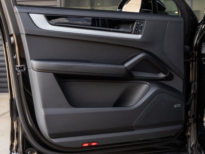 2025 Porsche Cayenne Coupe Cayenne S Coupe