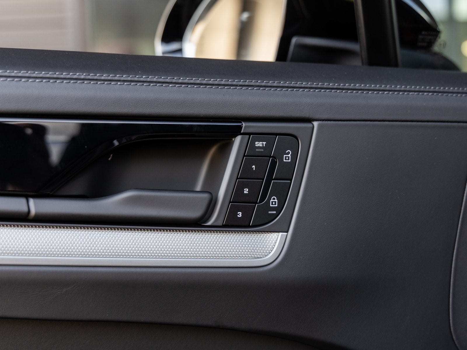 2025 Porsche Cayenne Coupe Cayenne S Coupe