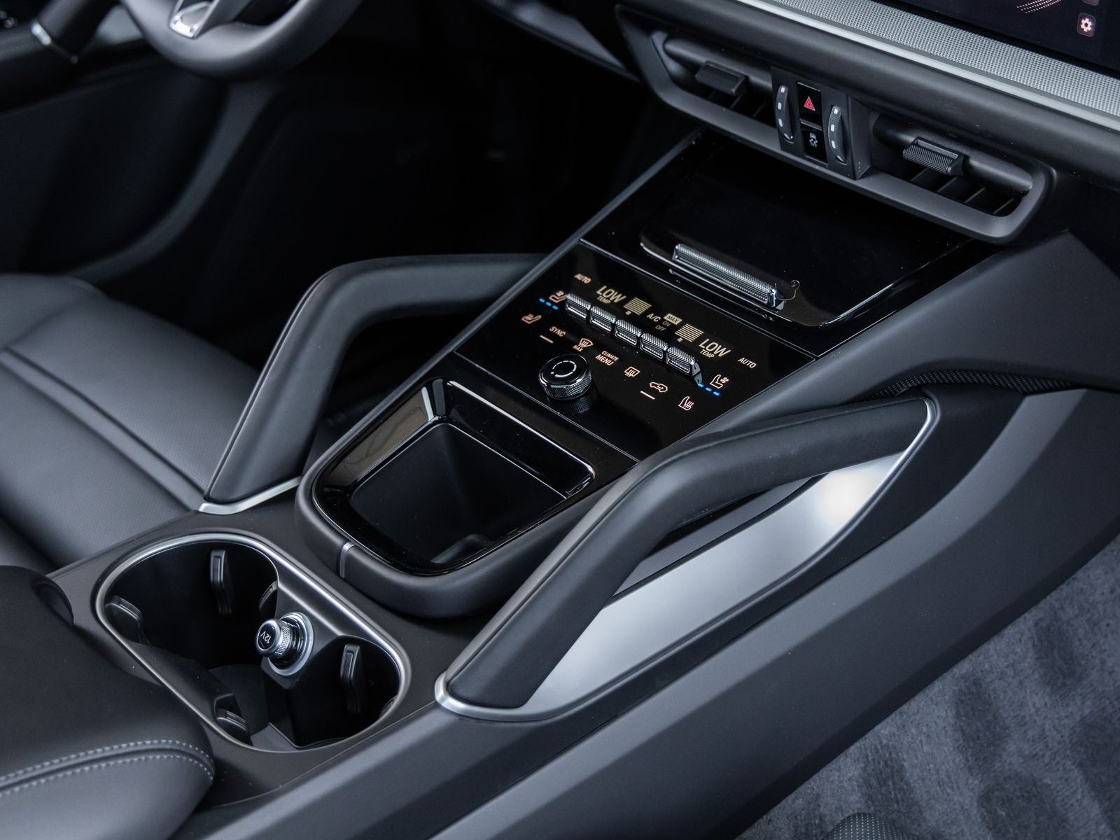 2025 Porsche Cayenne S Coupe