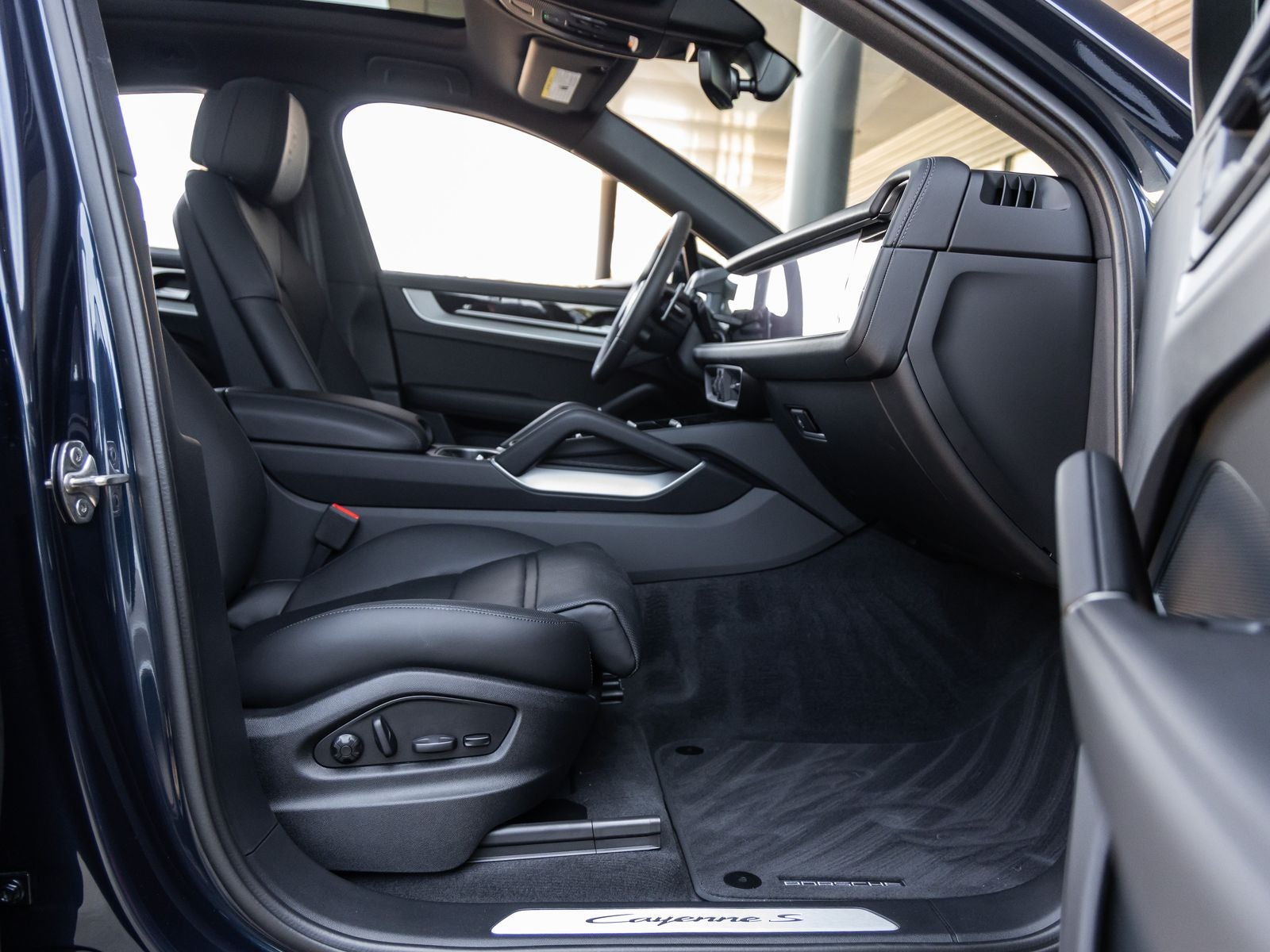 2025 Porsche Cayenne S Coupe