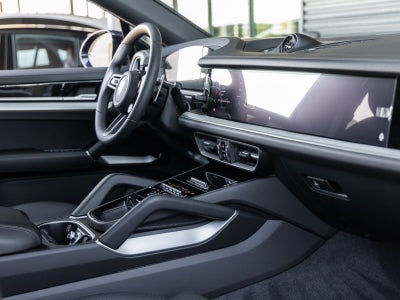 2025 Porsche Cayenne S Coupe