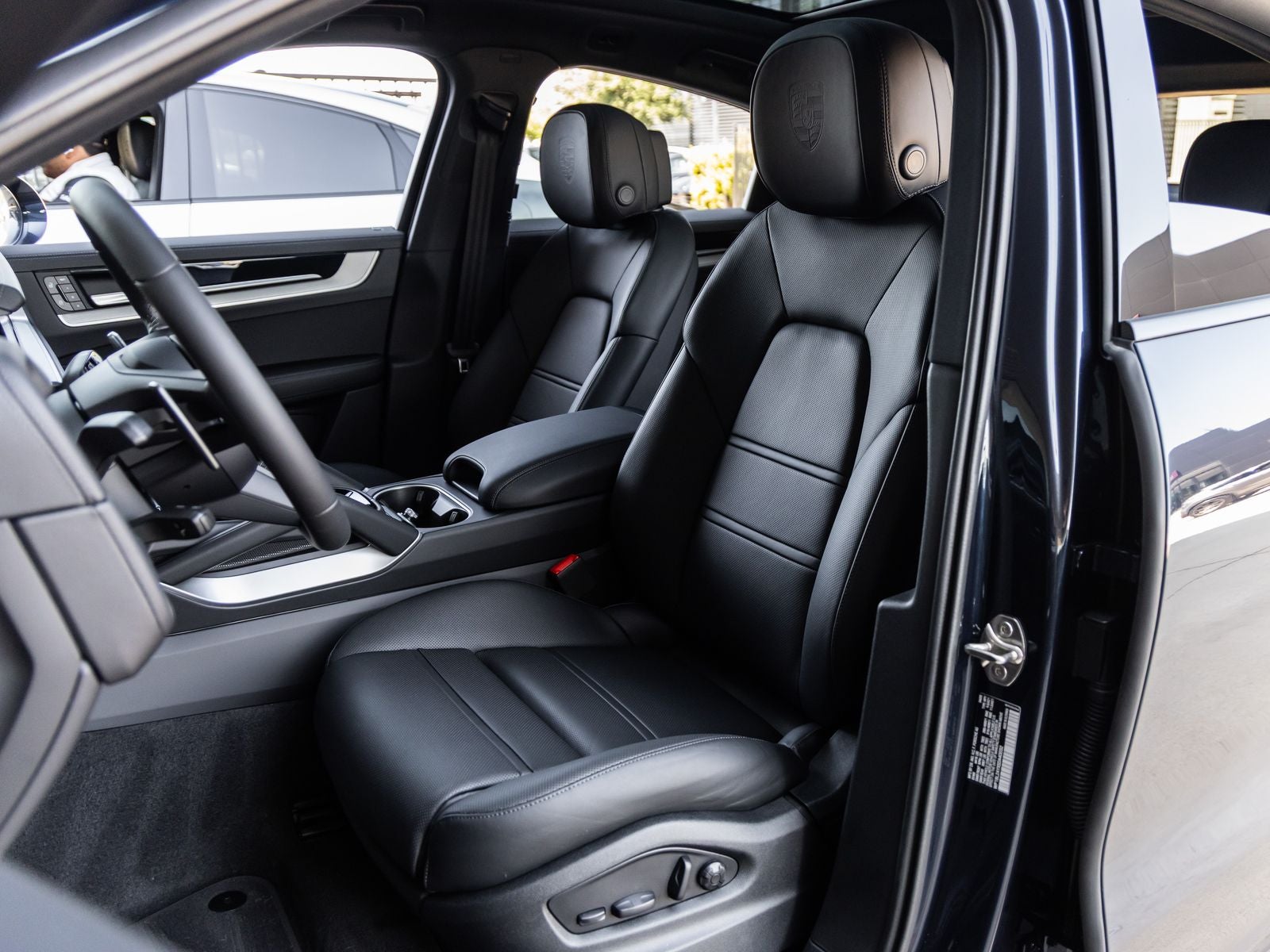 2025 Porsche Cayenne S Coupe