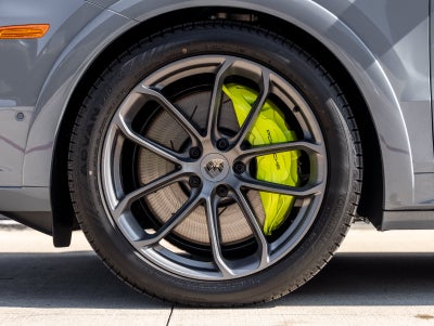 2025 Porsche Cayenne E-Hybrid Coupe Turbo