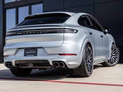 2025 Porsche Cayenne S E-Hybrid Coupe S